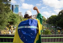 Manifestação contra a presidente Dilma Rousseff / Editorial J