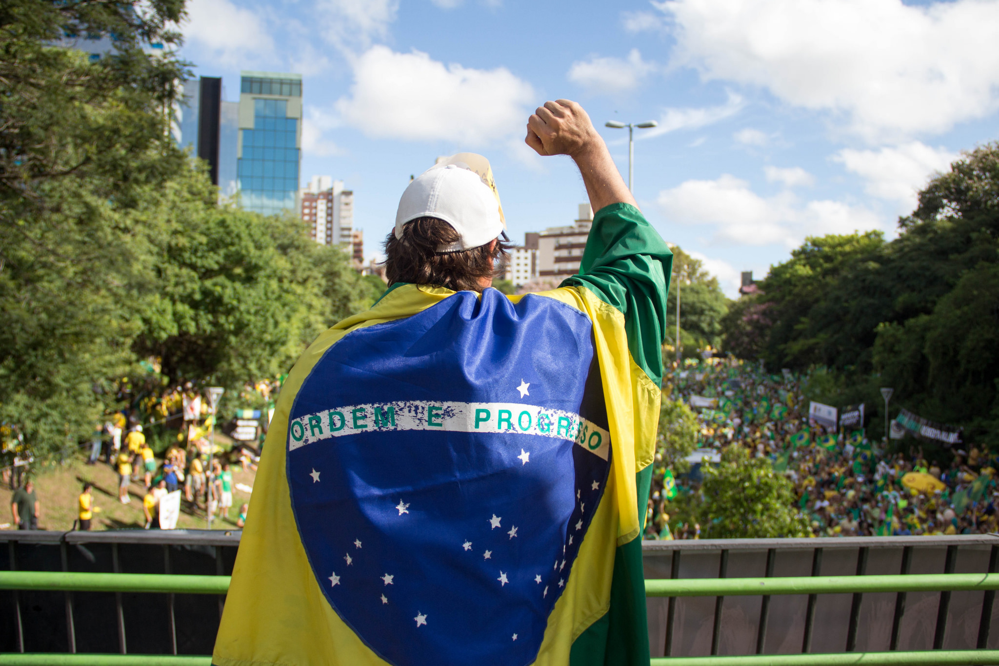 Manifestação contra a presidente Dilma Rousseff / Editorial J